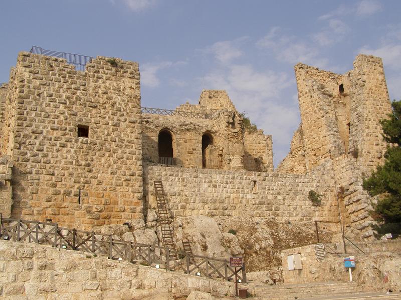 P9050024.JPG - 5 september 08Kasteel van Ajloun, gebouwd in 1184 door Saladin als bescherming tegen de kruisvaarders